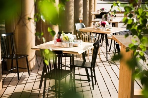 Перед открытием летнего сезона владельцам кафе и ресторанов следует серьезно задуматься об усилении охраны