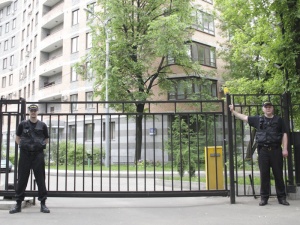 Лучше всего с обеспечением охраны жилых многоквартирных домов в Дагестане способны справиться сотрудники ЧОО «Гард-М»